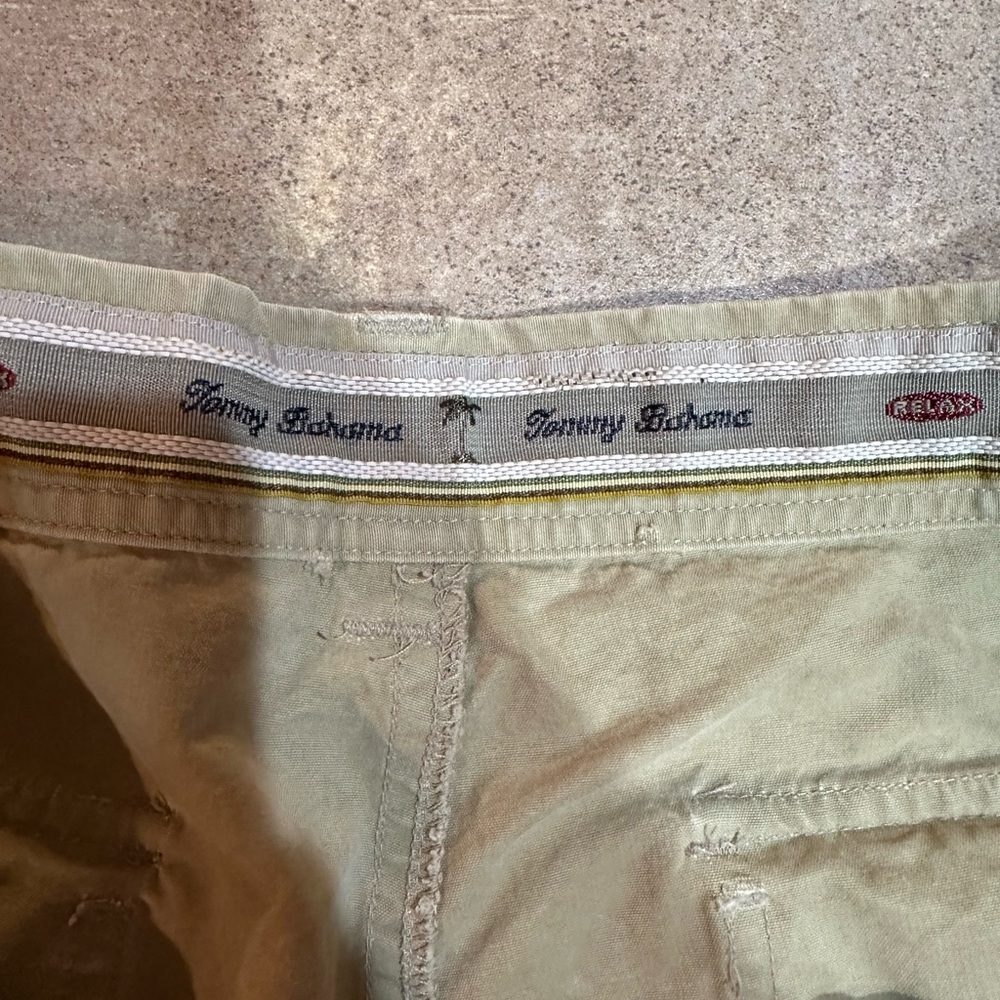 Men’s Tommy Bahama shorts, size 36 - Picture 4 of 9